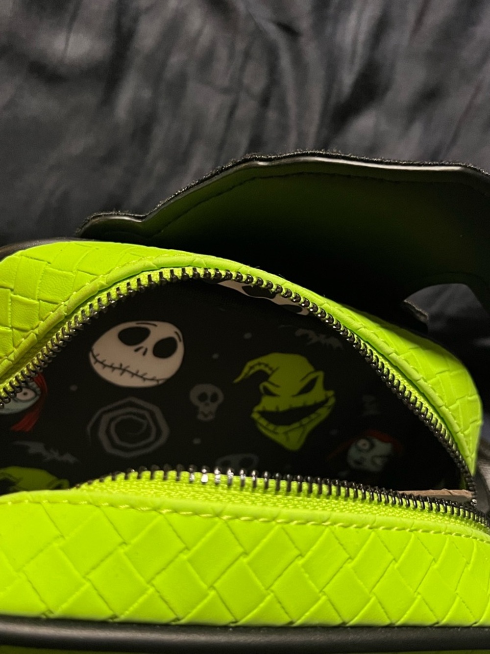 Loungefly Oogie Boogie Crossbody - Picture 3 of 3